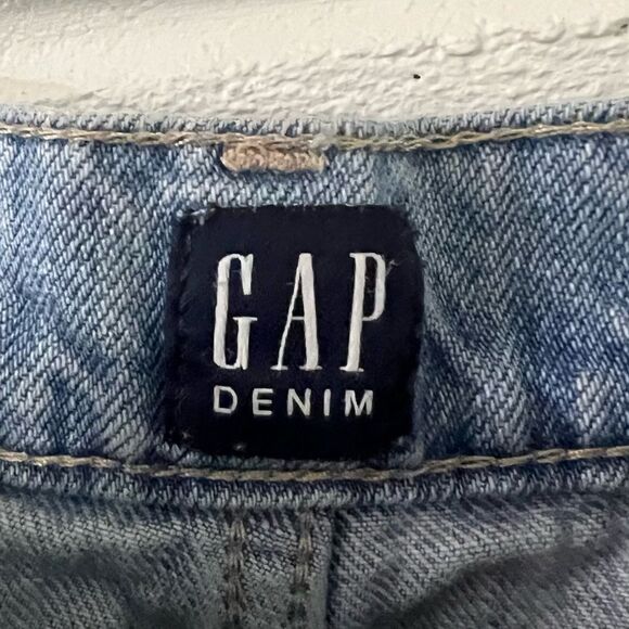 GAP Denim Mom Jeans High Waist Light Indigo Wash Size 10 - Picture 7 of 9